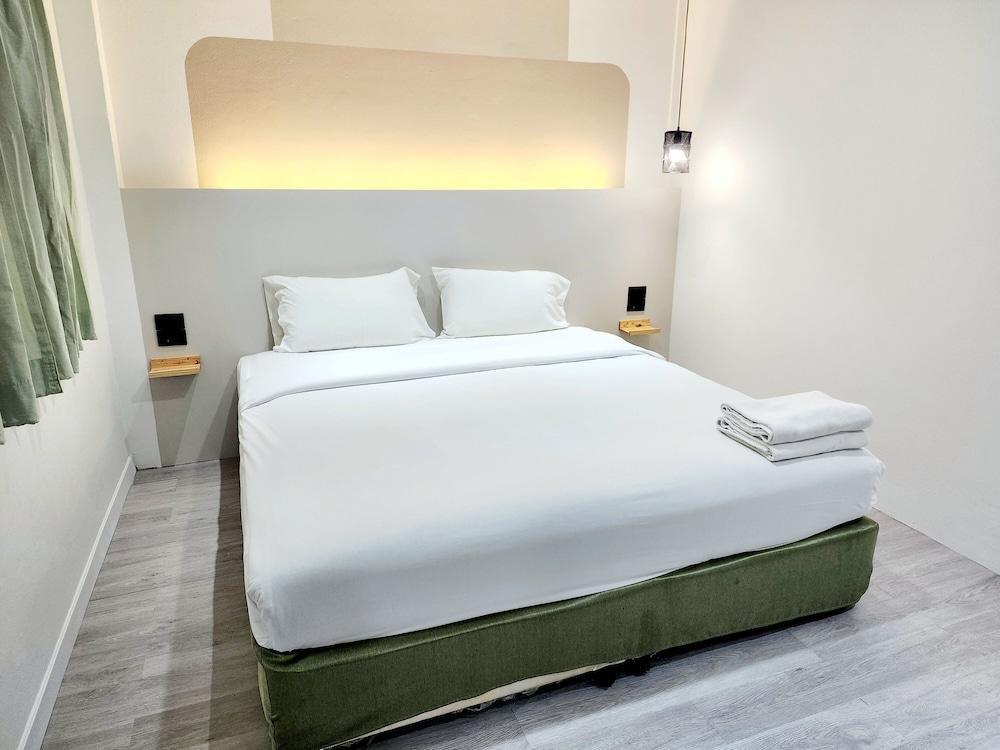 SEATEL Phuket Patong Beach Room Type - Superior Double Room