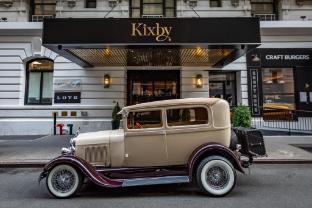 Kixby Times Square Hotel - Tap to explore photos