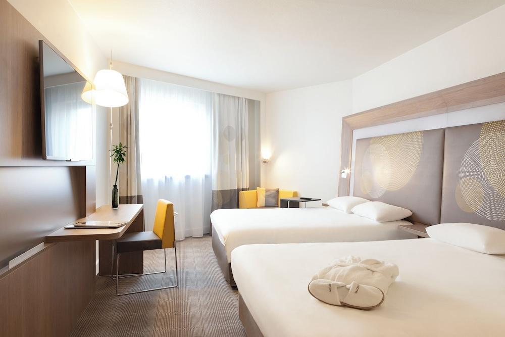 Novotel Paris Les Halles Room Type - 2 queen superior