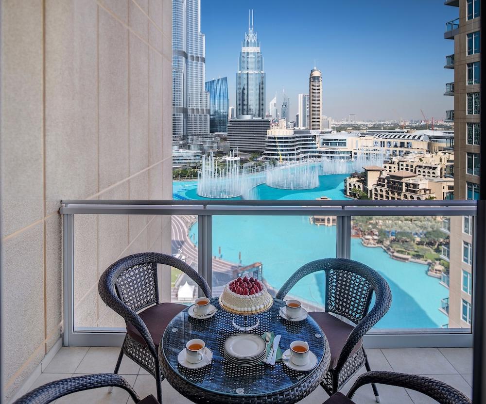 Luxury Staycation - The Residences Tower - Tap to explore photos