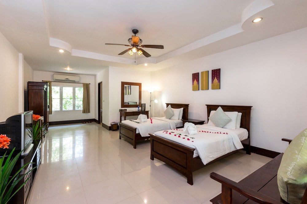 Racha Island Resort - Tap to explore photos