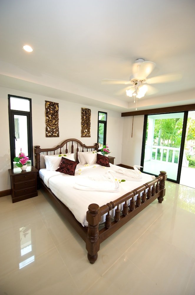 Racha Island Resort Room Type - Lagoon Room