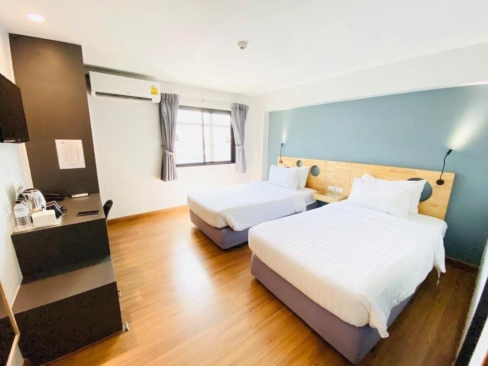 My Bed Sathorn Room Type - Standard Twin Room with Window My Bed Sathorn Room Type - Standard Twin Room with Window
