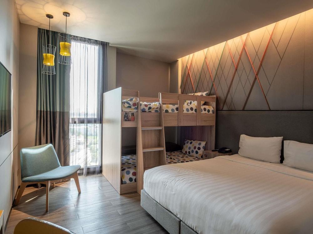 ibis Styles Bangkok Sukhumvit Phra Khanong Room Type - Family room with 1 Double Bed and 1 Bunk Bed
