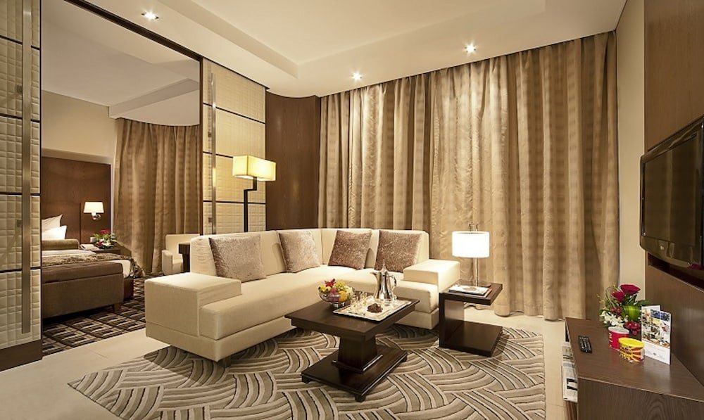 Oaks Liwa Executive Suites - Tap to explore photos