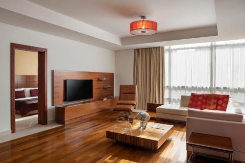 Fraser Suites Doha - Tap to explore photos