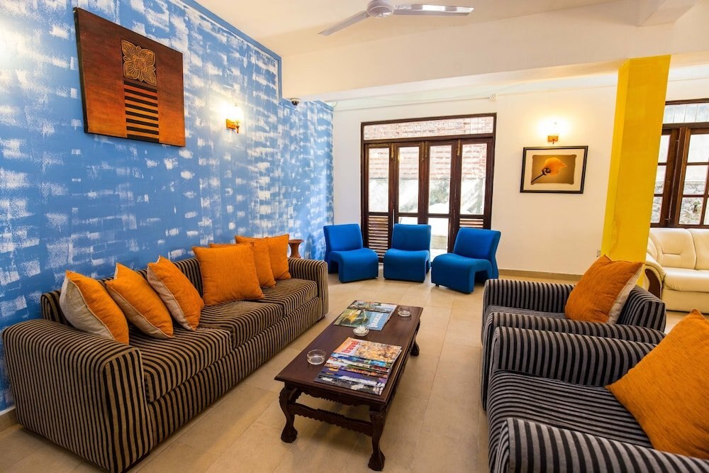 Backpacker Villas - Tap to explore photos