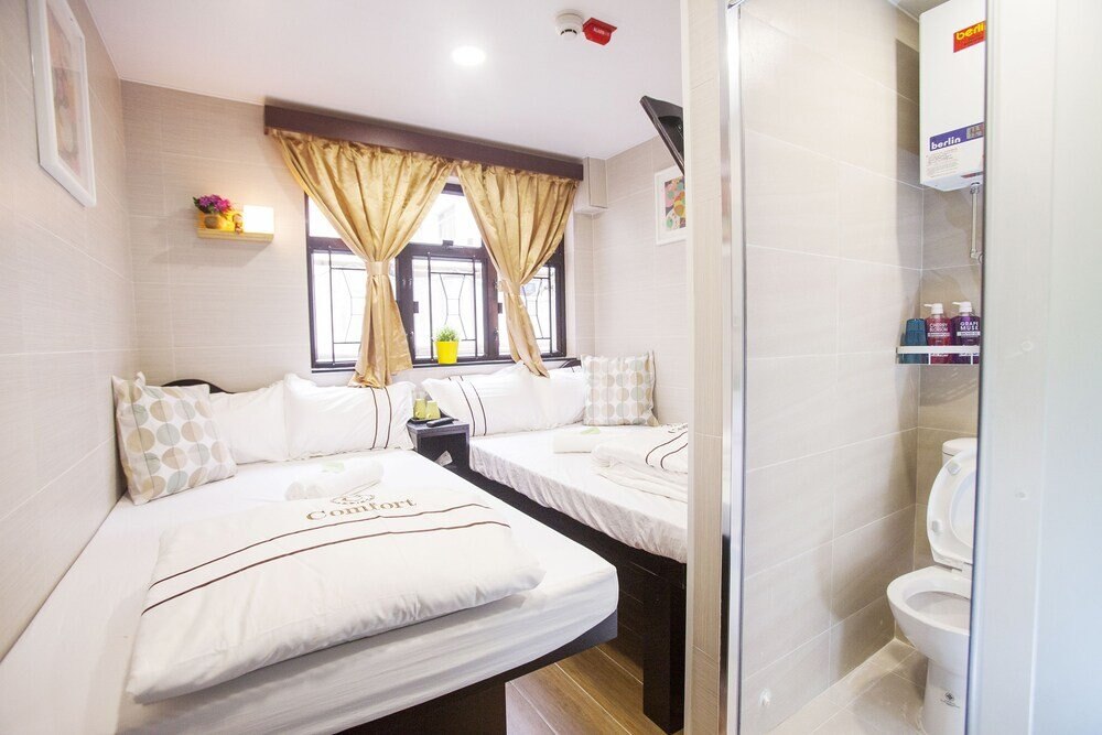 Comfort Guest House - Hostel Room Type - Family Room