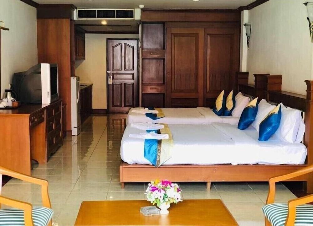 Krabi Redwood Resort - Tap to explore photos