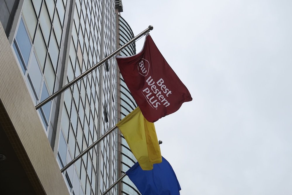 Best Western Plus Hotel Kowloon - Tap to explore photos