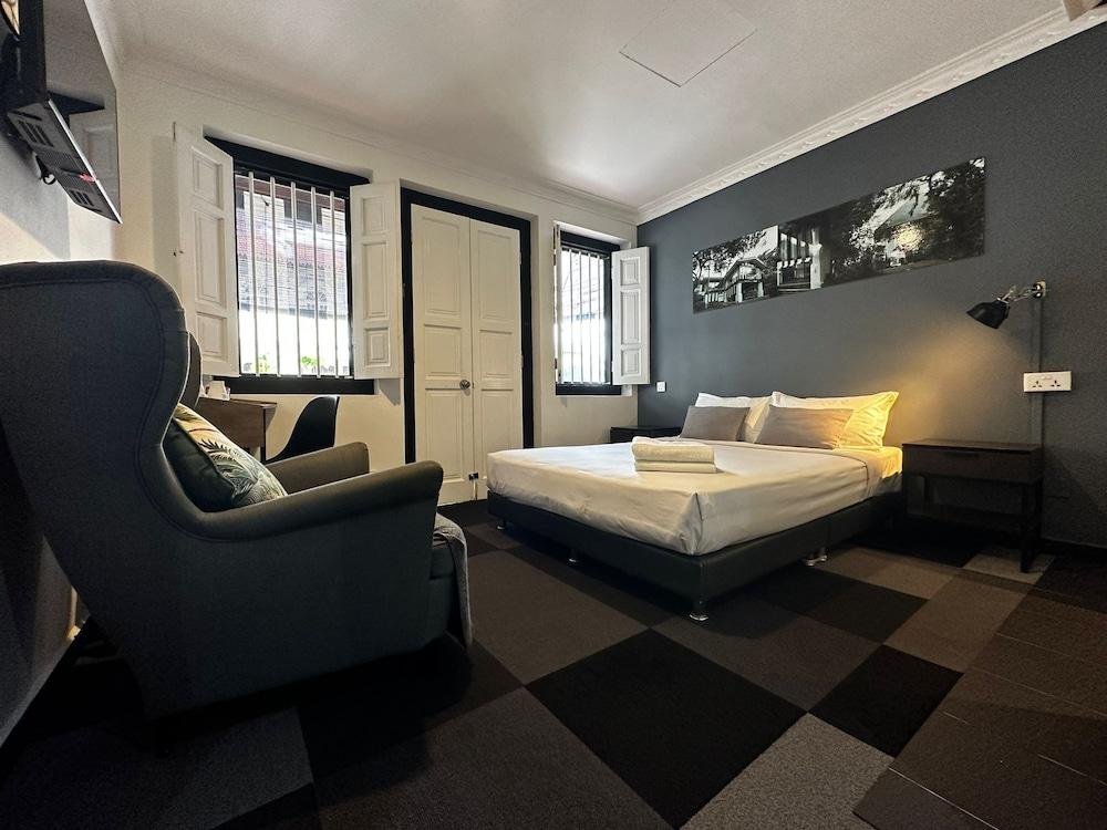 Check-Inn at Little India Room Type - Superior Room Check-Inn at Little India Room Type - Superior Room