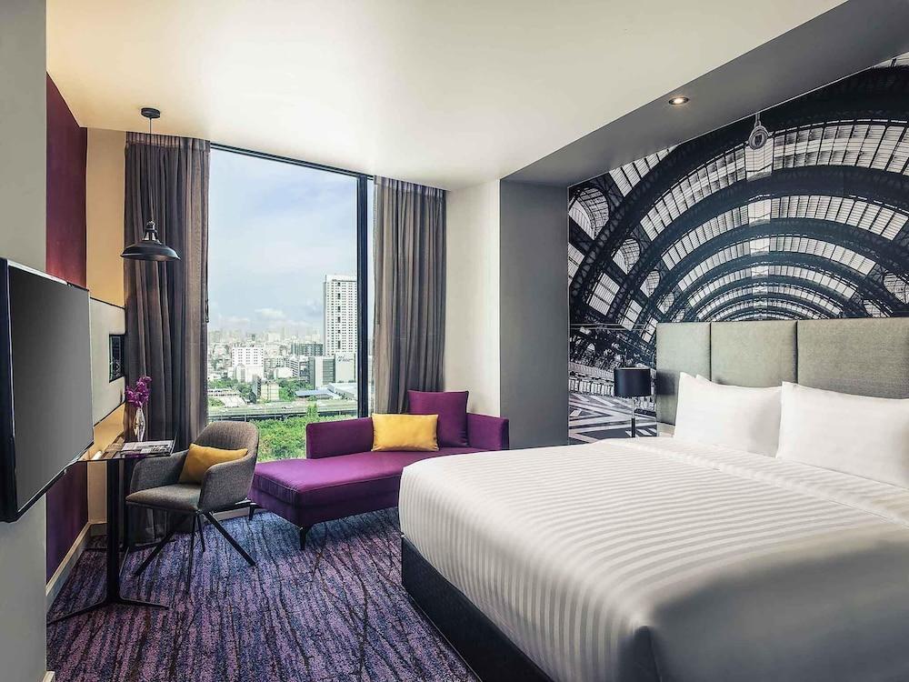 Mercure Bangkok Makkasan Room Type - Superior King - Child Sharing Bed