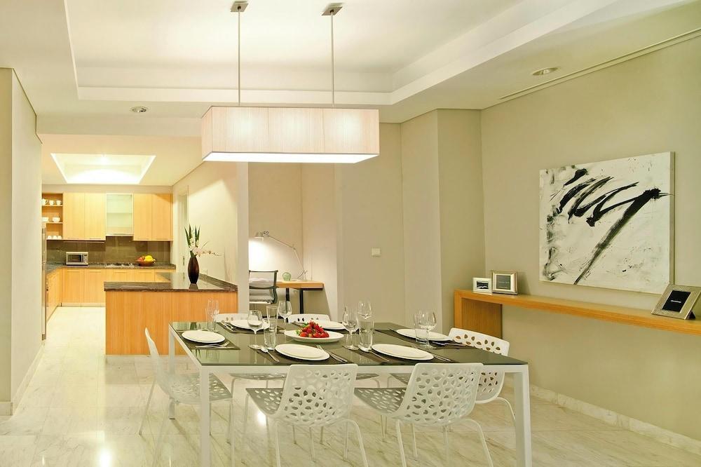 Fraser Residence Sudirman Room Type - Three Bedroom Deluxe