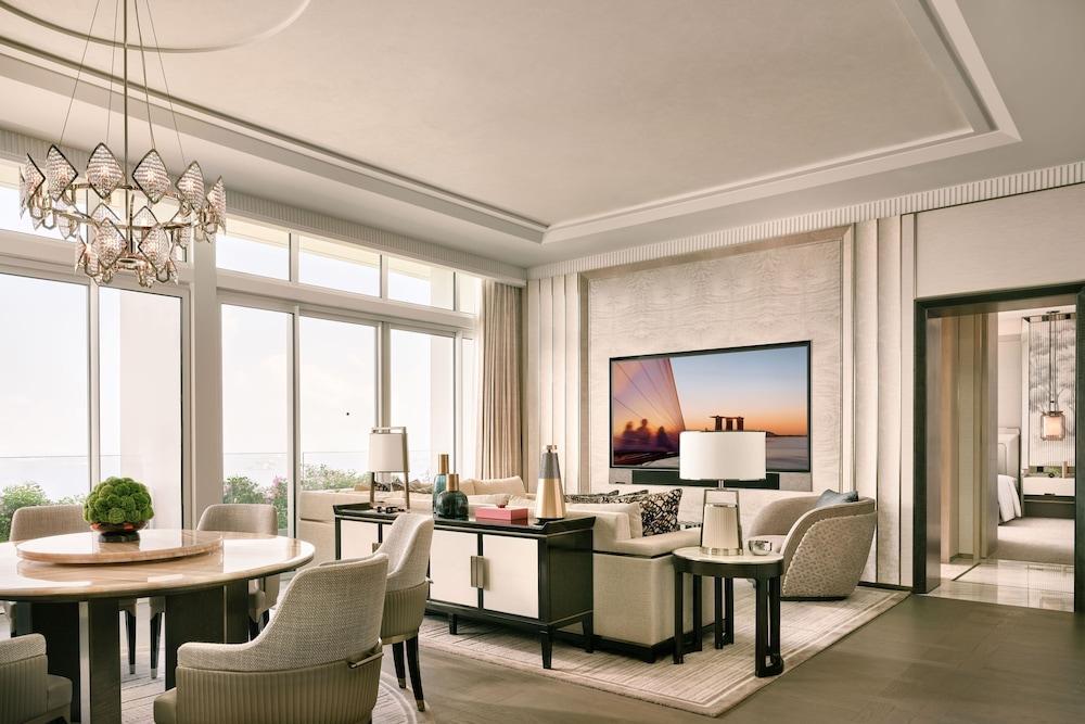 Marina Bay Sands Room Type - Harbour Suite