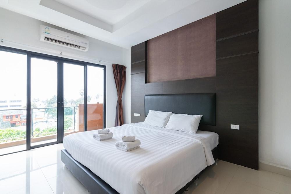 Tribe Pattaya Room Type - Deluxe Double Room Single Use