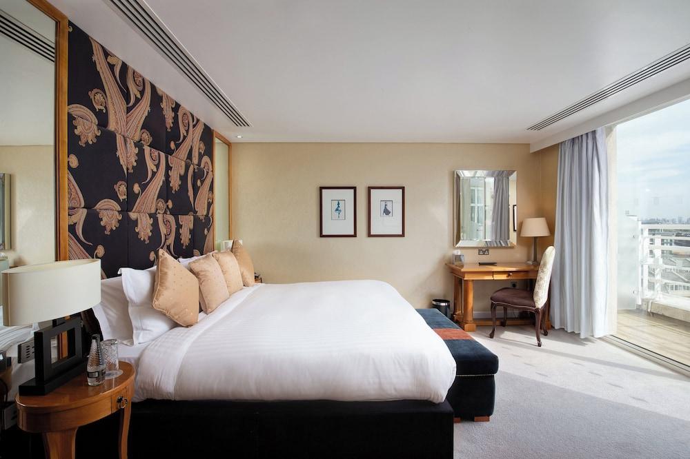 Chelsea Harbour Hotel and Spa Room Type - The Saville Suite