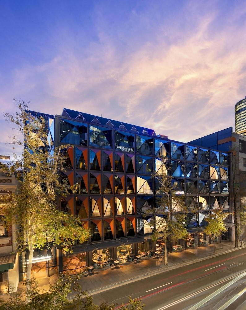 West Hotel Sydney, Curio Collection by Hilton - Tap to explore photos