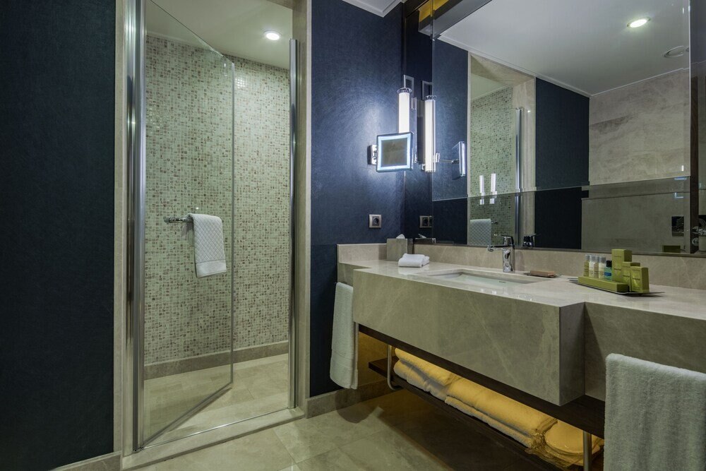 DoubleTree by Hilton Istanbul Topkapi Room Type - TWIN GUEST ROOM