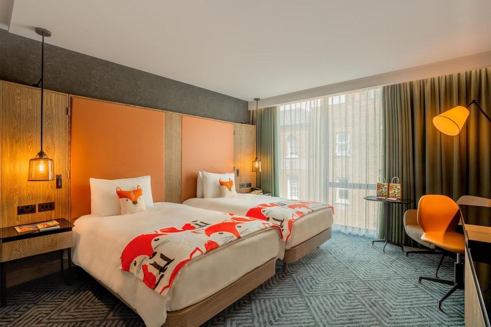 Hilton London Bankside Room Type - FAMILY CONNECTING ROOM