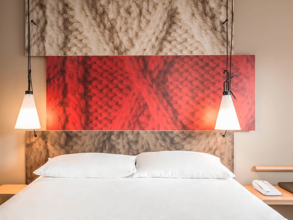 IBIS PARIS GARE LYON L.ROLLIN