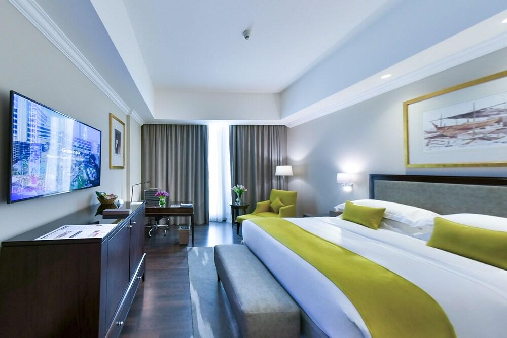 Millennium Hotel Doha Room Type - Executive Double Room, 1 King Bed