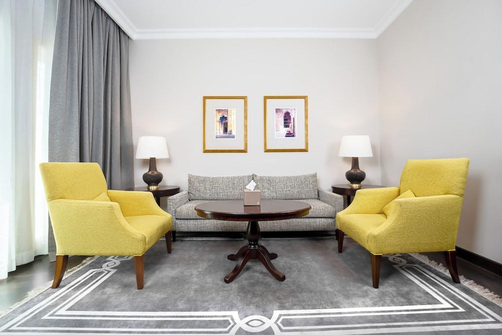 Millennium Hotel Doha Room Type - Junior Suite, 1 King Bed