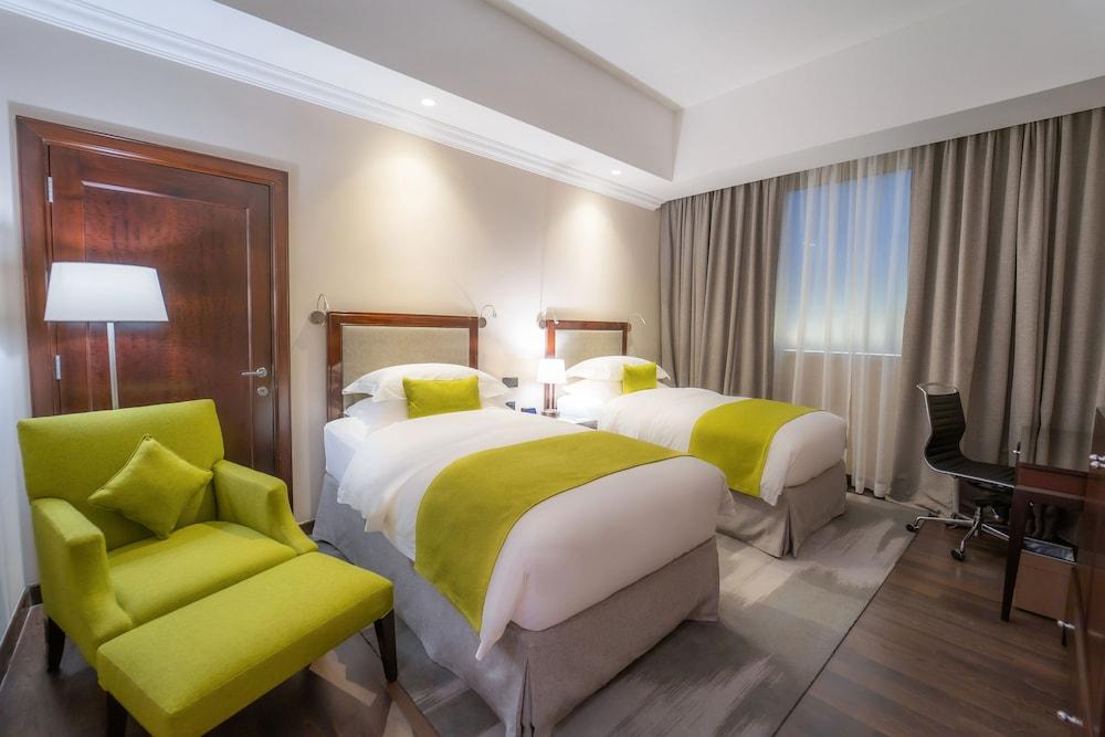 Millennium Hotel Doha Room Type - Executive Twin Room, 2 Twin Beds