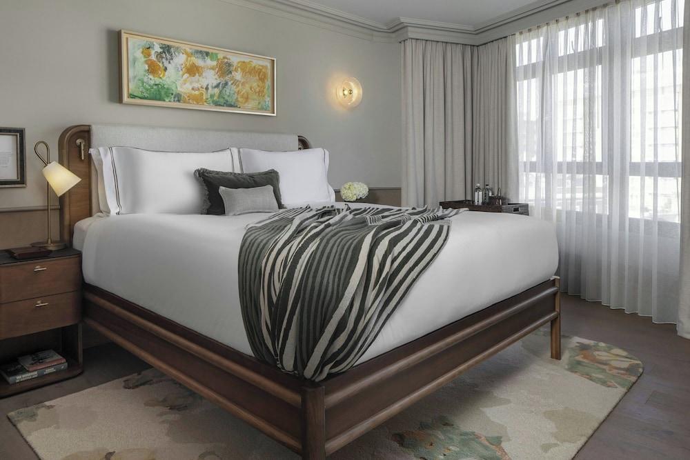 Montcalm Mayfair, Autograph Collection Room Type - Parlour Suite, 1 King (Previous Royal Suite)
