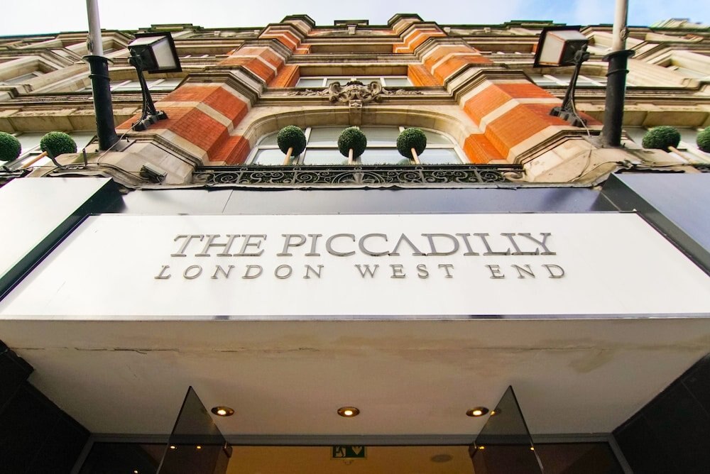 Montcalm Piccadilly Townhouse - Tap to explore photos