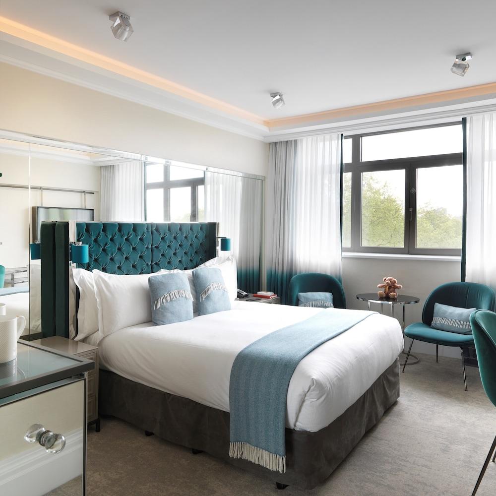The Athenaeum Hotel & Residences Room Type - Room, Park View