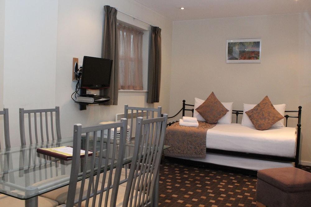 Grand Plaza Serviced Apartments - Tap to explore photos