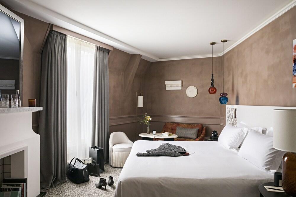 Sofitel Le Scribe Paris Opera Room Type - Premium Room, 1 Queen Bed, Courtyard View (or Scribe St. View, Luxury) Sofitel Le Scribe Paris Opera Room Type - Premium Room, 1 Queen Bed, Courtyard View (or Scribe St. View, Luxury)