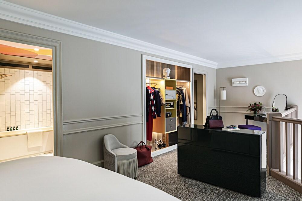 Sofitel Le Scribe Paris Opera Room Type - Suite, 1 King Bed, Balcony (Opera Duplex, Blvd. or Scribe St.view)