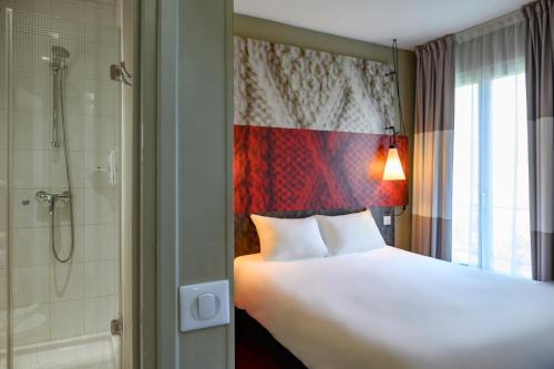 IBIS PARIS TOUR MONTPARNASSE Room Type - Standard Double Room