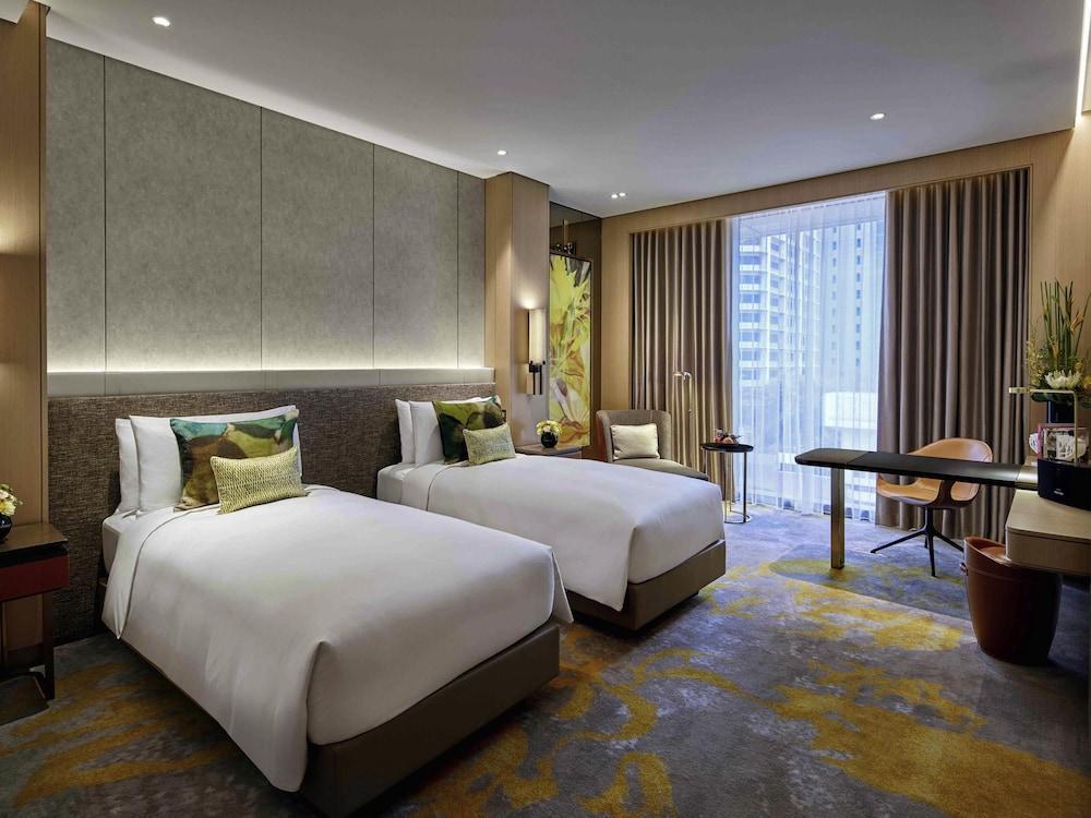 SOFITEL SINGAPORE CITY CENTRE - Tap to explore photos