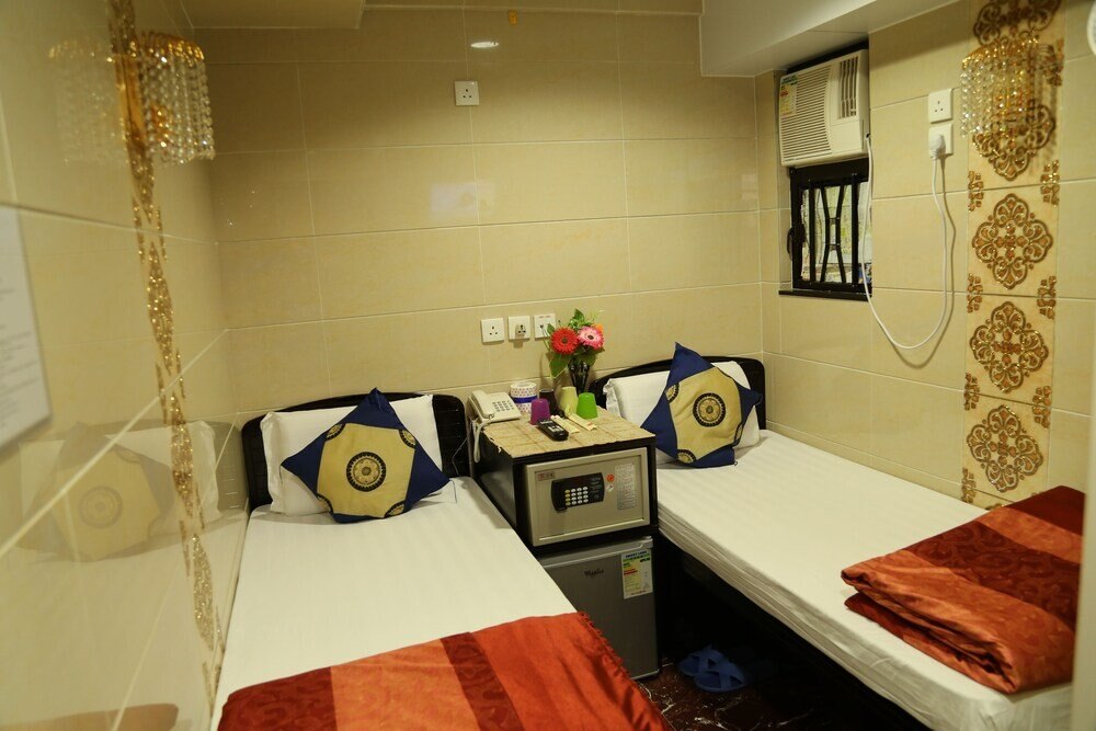 European Hostel Room Type - Twin Room