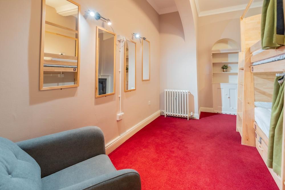 Palmers Lodge Swiss Cottage - Hostel Room Type - Shared Dormitory, Mixed Dorm (1 Bed in 4 Bed Dorm)