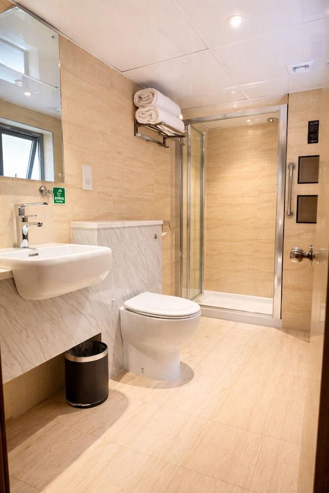 Eurotraveller Hotel Express - Tap to explore photos