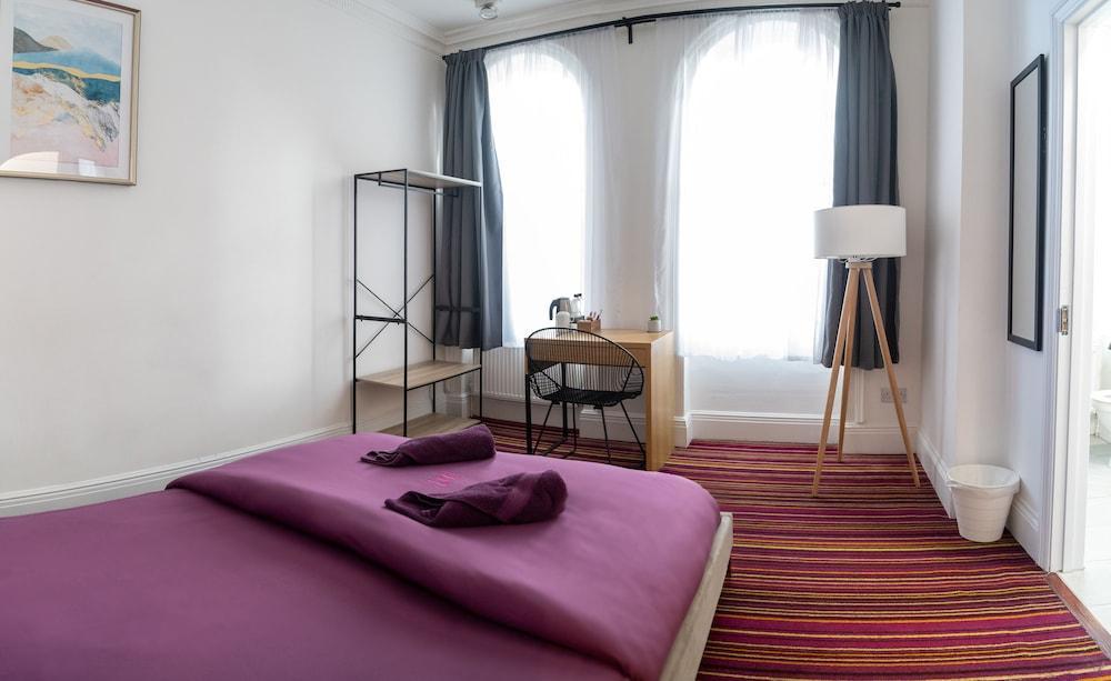 Safestay London Elephant & Castle Room Type - Double Room Ensuite