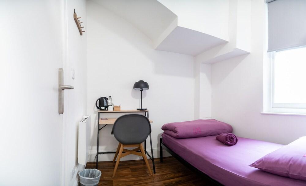 Safestay London Elephant & Castle Room Type - Single Room Ensuite