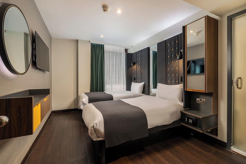 Point A London Liverpool Street Room Type - Cosy Twin with Window