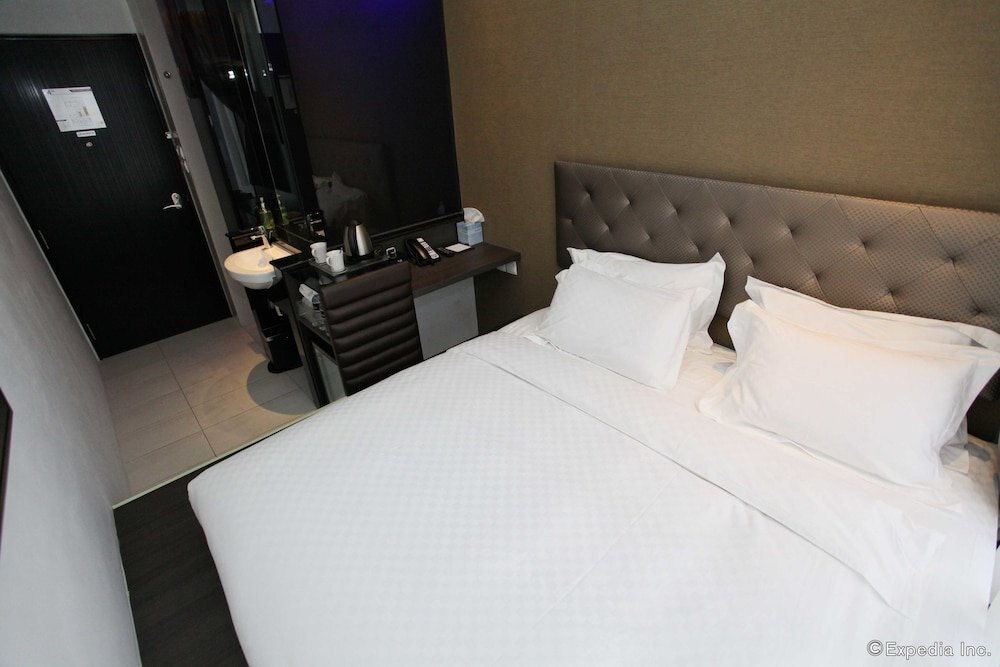 Arton Boutique Hotel Room Type - Deluxe King Room