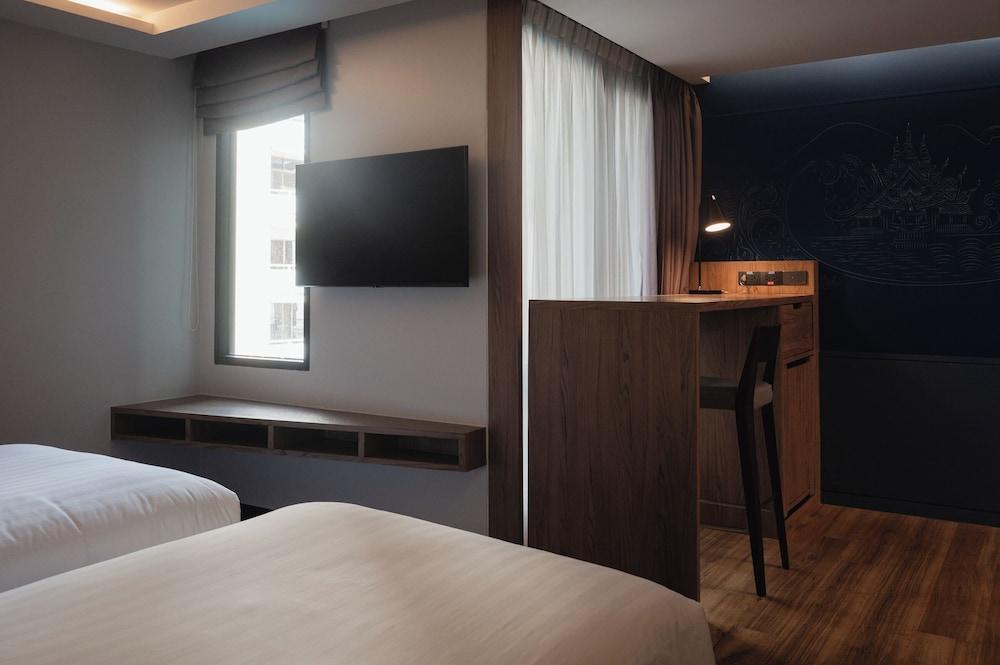 RakYim Siam - Sukhumvit 15 Room Type - Deluxe Twin Room