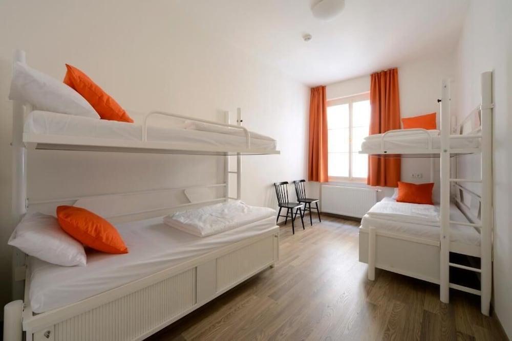 Safestay Prague Charles Bridge Room Type - Quadruple Room Ensuite