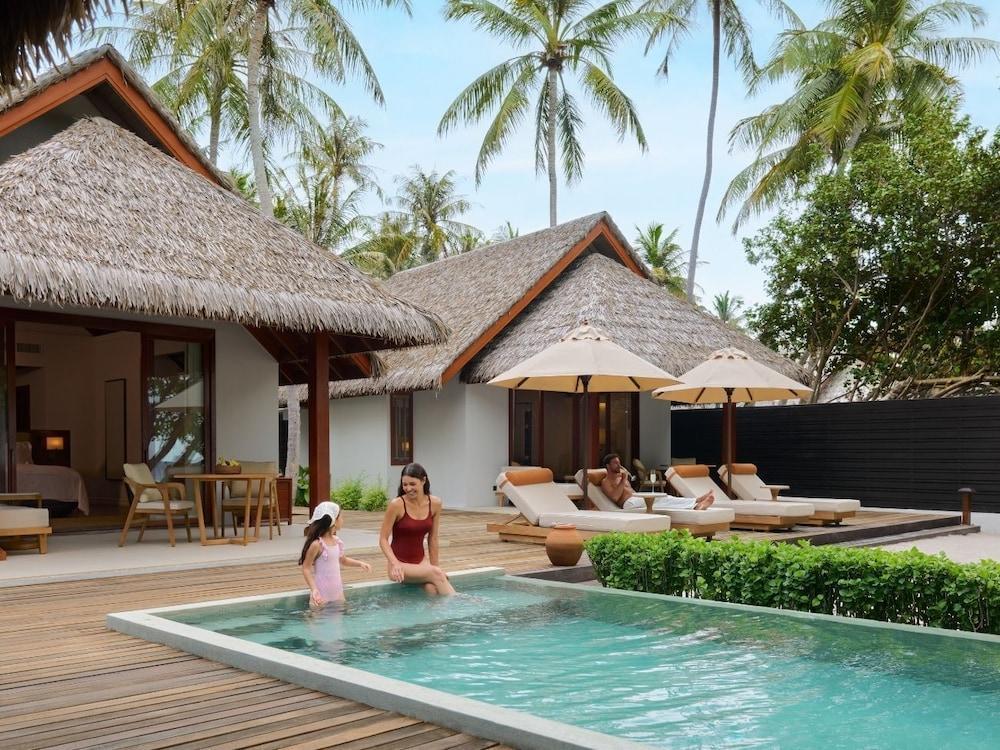 Dusit Thani Maldives Room Type - Family Villa, 2 Bedrooms, Private Pool