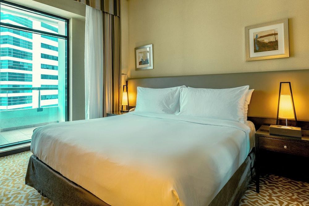 TIME Oak Hotel & Suites Room Type - Executive Suite One Bedroom TIME Oak Hotel & Suites Room Type - Executive Suite One Bedroom