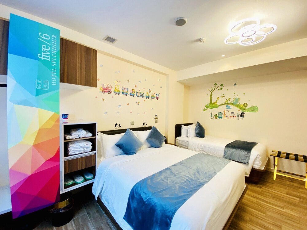 five6 Hotel Splendour Room Type - Family Triple Room five6 Hotel Splendour Room Type - Family Triple Room