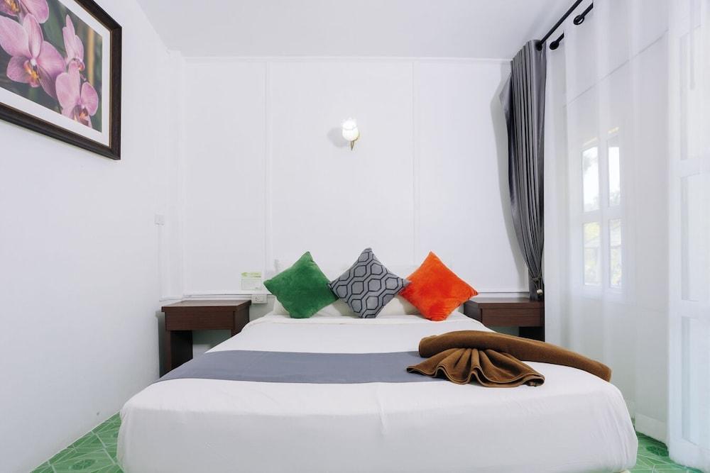Ao Nang Baan Suan Resort Room Type - Standard Bungalow, 1 Queen Bed, Garden View Ao Nang Baan Suan Resort Room Type - Standard Bungalow, 1 Queen Bed, Garden View