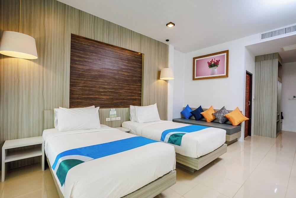 Ao Nang Baan Suan Resort Room Type - Deluxe Twin Room with Balcony