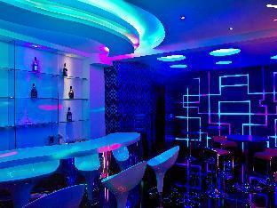 Phoenicia Hotel - Tap to explore photos
